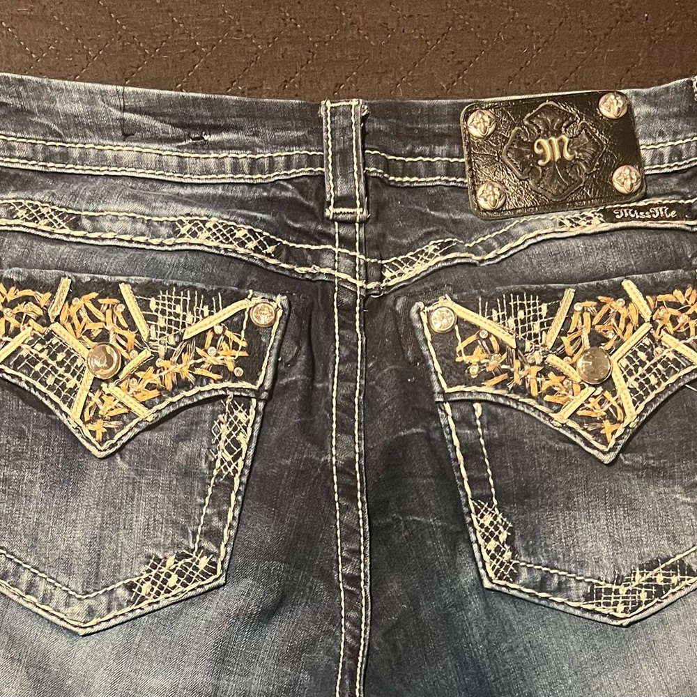Miss Me Capris
